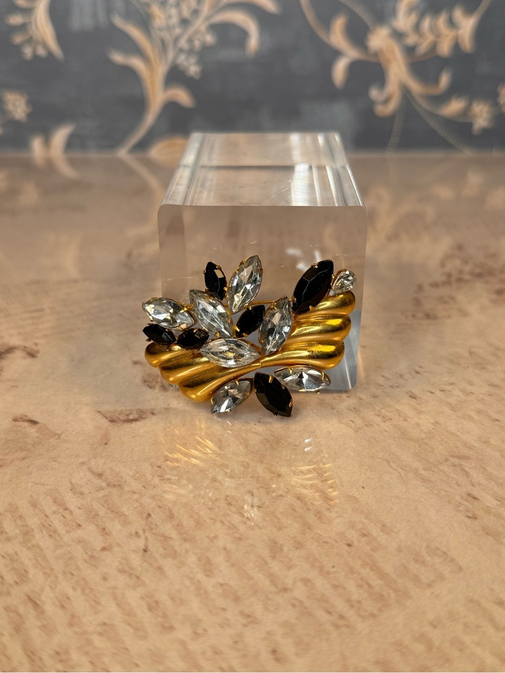 Vintage Black Clear Rhinestone Gold Tone Brooch Pin Estate Lot B2
